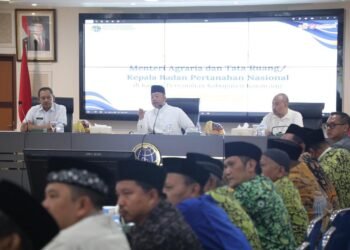 Menteri Nusron Ingin Tokoh Keagamaan Terlibat Aktif dalam Penyelesaian Sertipikasi Tanah Wakaf 53 Menteri Nusron Ingin Tokoh Keagamaan Terlibat Aktif dalam Penyelesaian Sertipikasi Tanah Wakaf