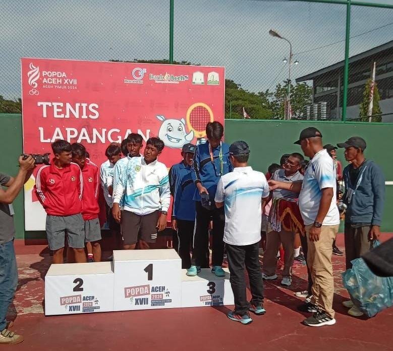 Dari SMA Negeri 1 Langsa Fathan Aldzahabi Alfajr dan Muhammad Raffi Fayrus Menegaskan Arti Kerja Sama di POPDA Aceh Timur 48 WhatsApp Image 2026 01 12 at 13.01.24
