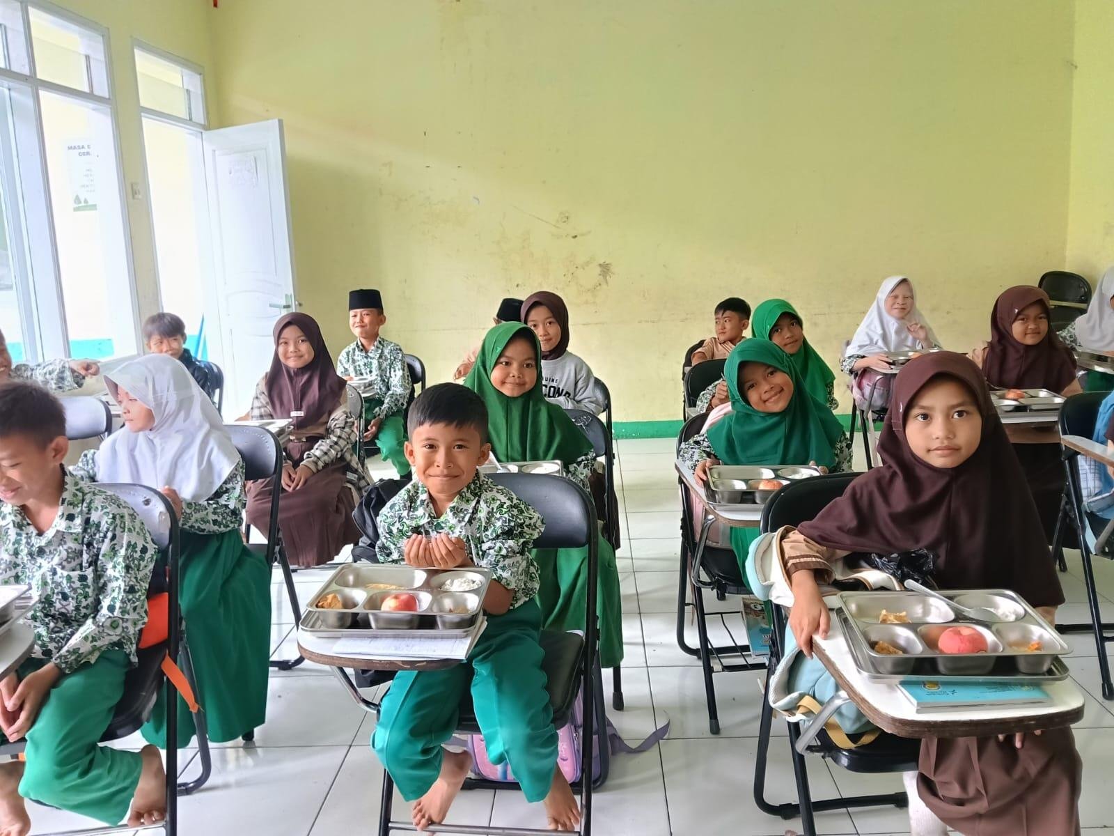 MIS Ar-Raudhotun Nur