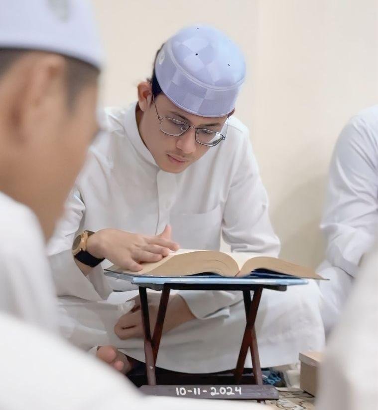 Menjaga Api Dakwah di Tengah Zaman yang Berubah, Sayyid Nizar bin Musa Assegaf Menapaki Jalan Sunyi Ilmu, Adab, serta Sanad Keilmuan 48 Sayyid Nizar bin Musa Assegaf