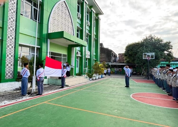 Meneguhkan Iman dan Tanggung Jawab, Upacara Senin di MAN 4 Bantul Sarat Nilai Isra’ Mi’raj 46 WhatsApp Image 2026 01 19 at 10.53.51