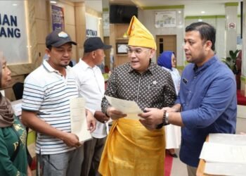 Wamen ATR/BPN Ossy DermawanTinjau Pelayanan Pertanahan di Kantor Pertanahan Deli Serdang