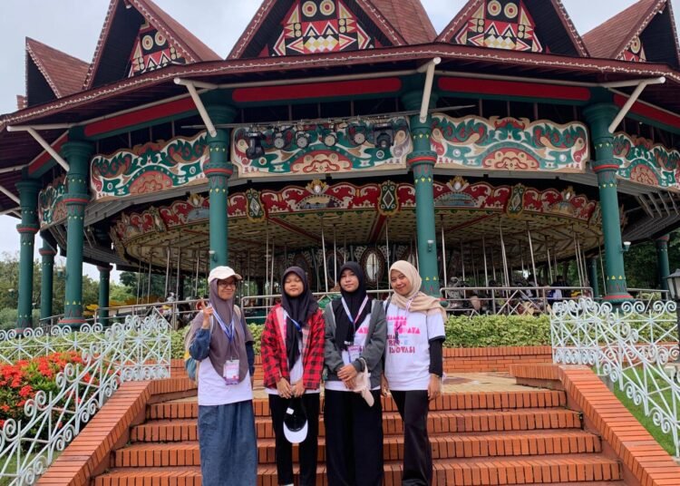 Tim OSEBI MTsN 9 Bantul Ikuti Fun Trip ke Dufan 46 WhatsApp Image 2026 01 24 at 06.08.32