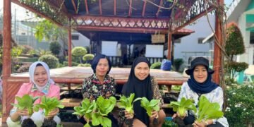 Panen Sawi di Lapas Perempuan Bengkulu, Bukti Pembinaan Kemandirian Terus Berjalan 35 WhatsApp Image 2026 01 24 at 09.35.47