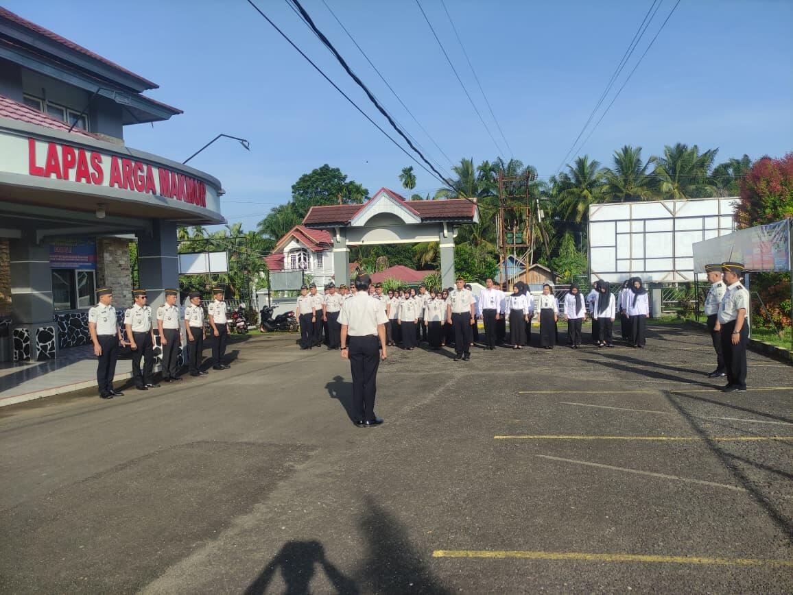 Perkuat Kedisiplinan dan Komitmen Kinerja, Lapas Arga Makmur Gelar Apel Pagi Rutin 47 WhatsApp Image 2026 01 26 at 08.20.59 1
