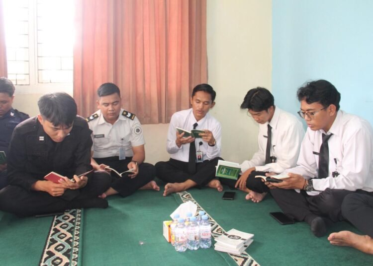 Perkuat Spiritualitas dan Kebersamaan, Rutan Bengkulu Gelar Doa Bersama 46 WhatsApp Image 2026 01 26 at 15.33.45 4