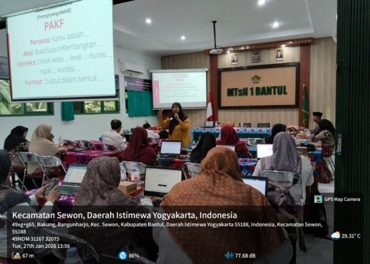 Guru Bahasa Inggris MTsN 4 Bantul Mengikuti Workshop Pemanfaatan AI untuk Pembelajaran 46 WhatsApp Image 2026 01 28 at 07.51.02