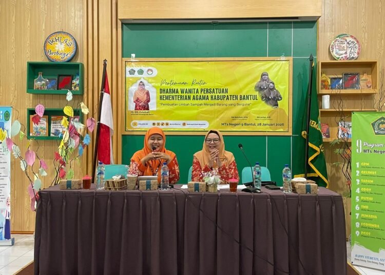 Ubah Sampah Jadi Manfaat, Dharma Wanita Kemenag Bantul Gelar Pertemuan Rutin di MTsN 9 Bantul 46 WhatsApp Image 2026 01 28 at 10.58.11