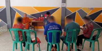 1dc4e052 a18a 4903 8c35 d30ee1ead384