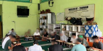 Semarak Ramadan, Warga Binaan Rutan Bengkulu Laksanakan Tadarus Al-Qur’an 30 9949cebc eeb2 49fc b85a fbfa8b131e82