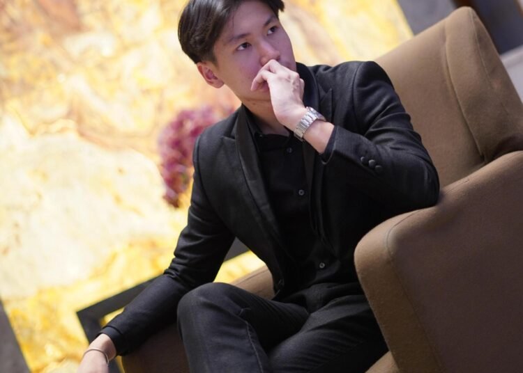 C2397013 E1C8 4C6D B574 AAFB3E8740F2