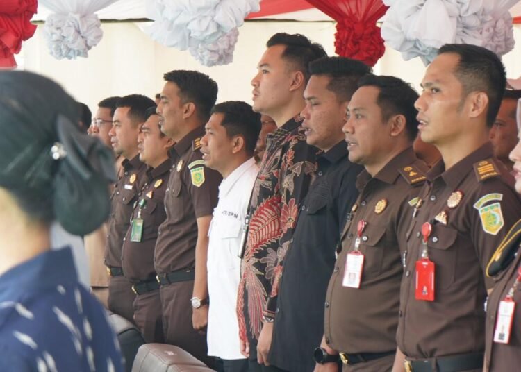 Peresmian Gedung Aula Kantor Kejaksaan Negeri Sidenreng Rappang yang dirangkaikan dengan Serah Terima Penitipan Barang Rampasan berupa gedung kepada Perum Badan Usaha Logistik (Bulog) Cabang Sidrap 46 DSC00732