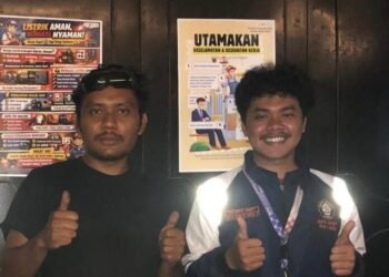 Foto Bersama Mas Ivan Selaku Pemilik Bengkel Las Dusun Tulakan