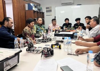 PRSI dan Fakultas Teknik Universitas Darma Persada Bahas Kelanjutan Kerja Sama Pengembangan Robotika 50 Suasana rapat tindak lanjut kerja sama antara Persatuan Robotika Seluruh Indonesia (PRSI) dan Fakultas Teknik Universitas Darma Persada di Kampus Universitas Darma Persada, Jakarta Timur. (5/2/2026)