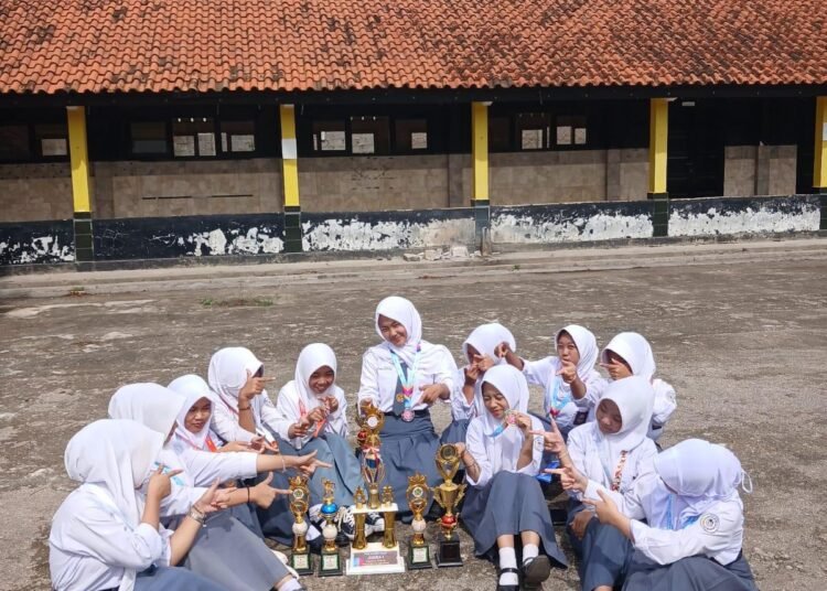 Foto Nensa Chikalia Putri