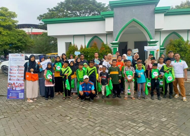 Kolaborasi Genius ID dan Yatim Mandiri, Wujudkan Masyarakat Sehat dan Solid 46 Genius ID bekerja sama dengan Yatim Mandiri menyelenggarakan Senam Pagi Bersama pada Minggu (15/02/2026) di Balai Jagong Kudus.