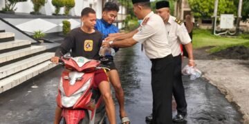 Momentum Ramadan, Lapas Bandanaira Sapa Masyarakat dengan Berbagi Takjil 32 IMG 20260225 WA0007