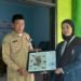 Penyerahan Peta Potensi Desa kepada Kepala Desa Mranggen