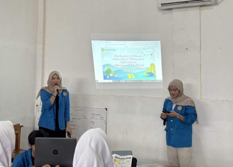 Pemaparan Materi kepada Siswa Siswi