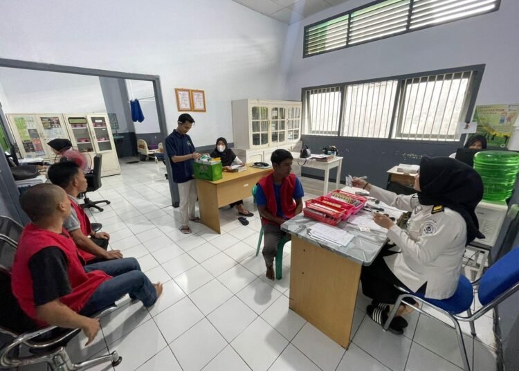Lapas Arga Makmur Laksanakan Pengobatan Rutin bagi Warga Binaan 46 WhatsApp Image 2026 02 02 at 15.44.46