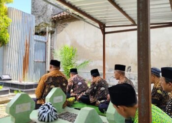 MTsN 6 Bantul Ziarah ke Makam Kepala Madrasah Terdahulu dalam Rangka HUT ke-48 51 WhatsApp Image 2026 02 05 at 07.01.55
