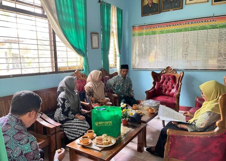 Menjemput Talenta di Kaki Borobudur: Tim PPDB MAN 4 Bantul Roadshow ke Magelang 46 WhatsApp Image 2026 02 06 at 20.30.04 1