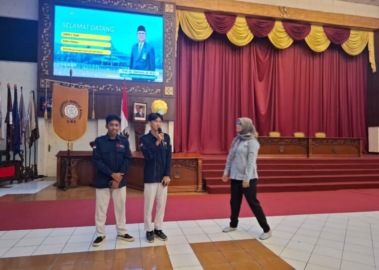 Cerdas dan Percaya Diri di Auditorium UNS, Dua Siswa MAN 4 Bantul Raih Hadiah Spesial 46 WhatsApp Image 2026 02 12 at 15.22.13