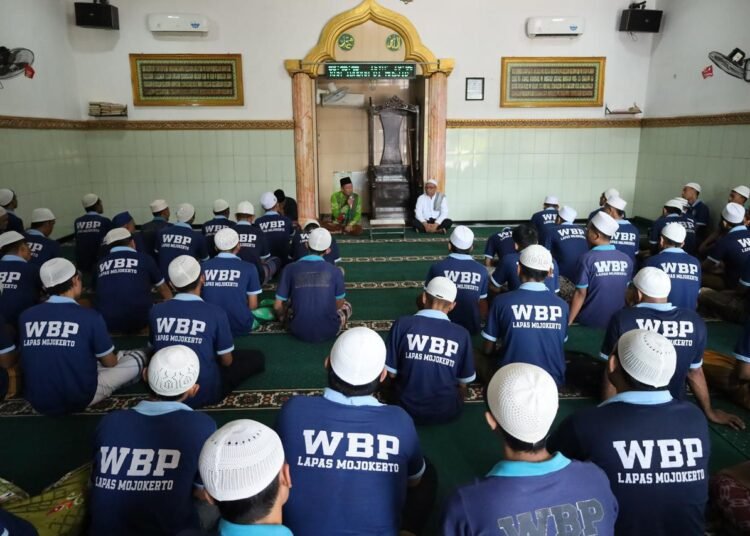 Pondok Ramadhan Lapas Mojokerto Bersama PCNU Kabupaten Mojokerto, Tekankan Pentingnya Amal Sebagai Bekal Akhirat 46 WhatsApp Image 2026 02 20 at 09.28.37