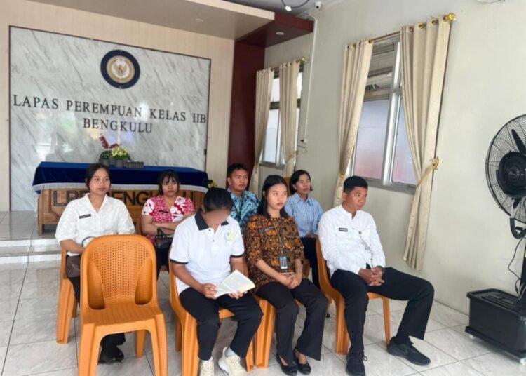 Lapas Perempuan Bengkulu Fasilitasi Ibadah Bersama Bagi Warga Binaan, Petugas, dan Peserta Magang Beragama Kristen 46 WhatsApp Image 2026 02 20 at 09.38.53