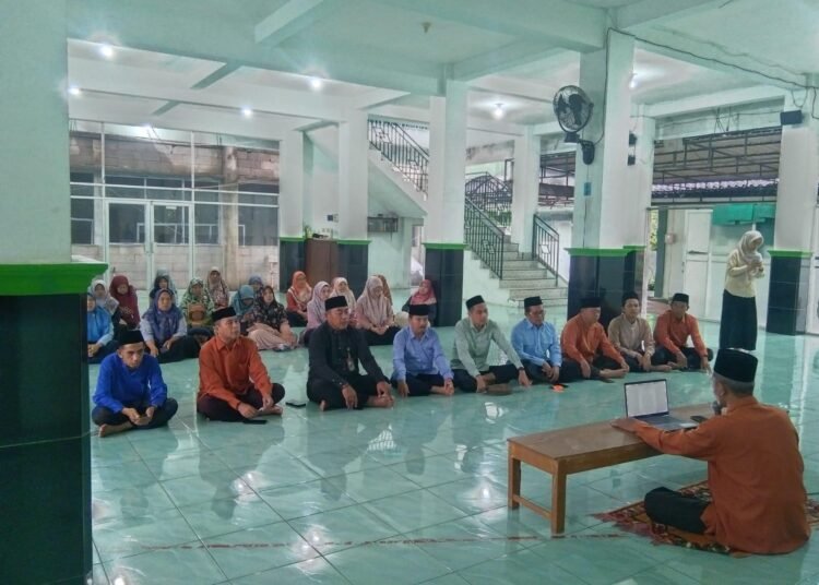 Guru dan Pegawai MTsN 6 Bantul Antusias Ikuti Kajian Perdana di bulan suci Ramadan 46 WhatsApp Image 2026 02 20 at 20.16.29