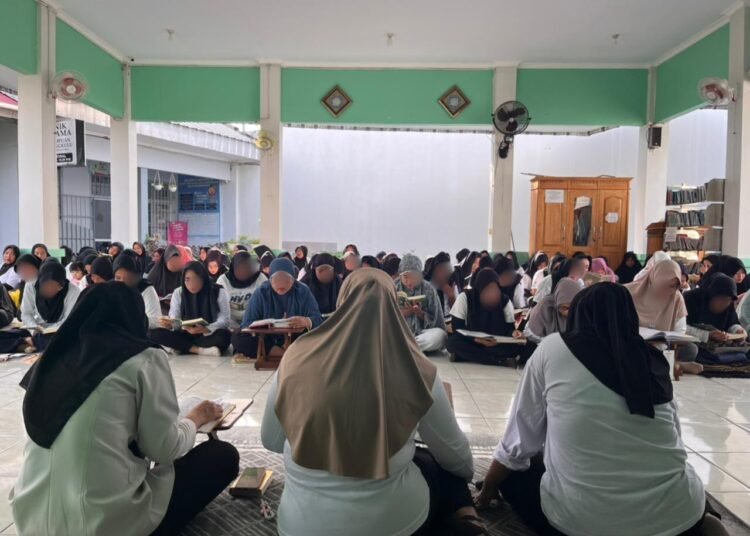 LPP Bengkulu Gelar Kegiatan Tadarus Bersama Dalam Program One day One Juz Hari Ke-4 46 WhatsApp Image 2026 02 22 at 09.52.06