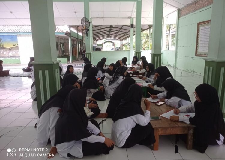 Perkuat Budaya Qur’ani, Civitas MTsN 4 Bantul Gelar Program Setoran Hafalan Al-Qur’an 46 WhatsApp Image 2026 02 24 at 14.01.38 1