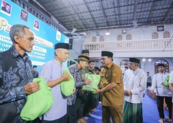 Bupati Nganjuk Hadiri Buka Puasa Bersama dan Santunan Anak Yatim di Ponpes Al Ubaidah Kertosono 46 Bupati Nganjuk Hadiri Buka Puasa Bersama dan Santunan Anak Yatim di Ponpes Al Ubaidah Kertosono