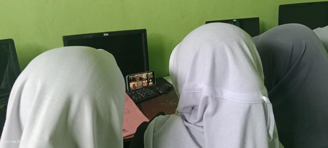Semangat Berkompetisi di Bulan Puasa, Siswa MIS Ar-Raudhotun Nur Antusias Ikuti Technical Meeting dan Simulasi CBT Olimpiade Nasional 47 WhatsApp Image 2026 02 26 at 12.42.15