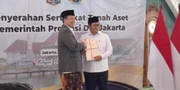 Penyerahan 3.922 Sertipikat untuk Pemprov DKI Jakarta, Menteri Nusron Tekankan Penyelamatan Aset Negara 30 menteri atrbpn nusron wahid menyerahkan 3922 sertifikat aset milik pemprov dki jakarta dengan nilai total mencapai rp 102 tril 1770968050390 169