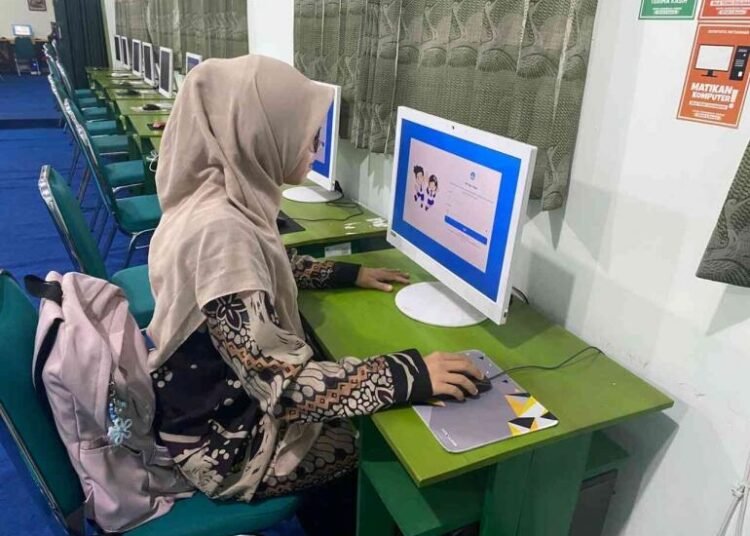 Menompang Konsentrasi Siswa, MTsN 6 Bantul Siagakan Komputer Ujian Bahasa Inggris 46 whatsapp image 2026 02 04 at 08 06 51 69829d7ced641504205ce582