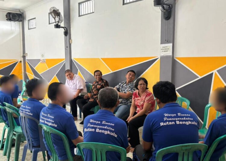 6ff73e02 f417 43b1 81ef ae540d5b8d58