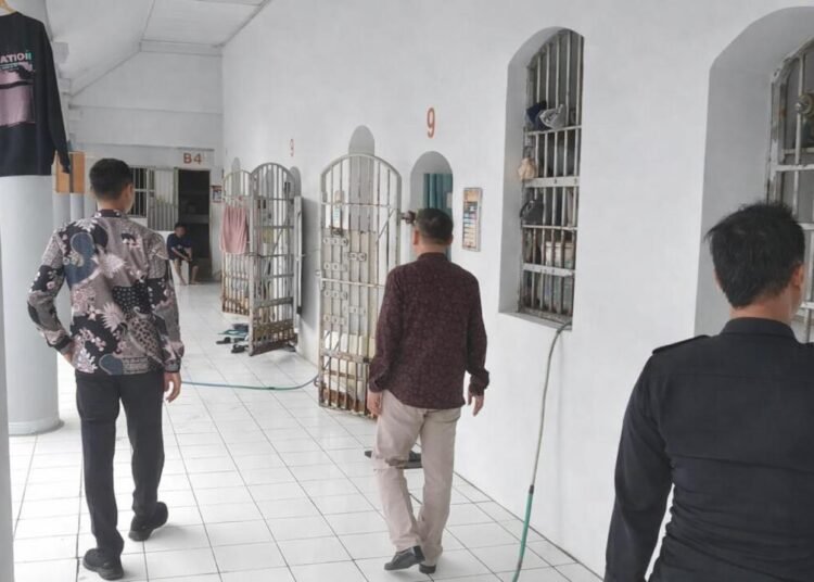 Sinergi Pengamanan, Kasi Adm Kamtib Pimpin Trolling Rutin Pastikan Lapas Tetap Aman dan Tertib 46 ChatGPT Image 27 Mar 2026 10.25.22