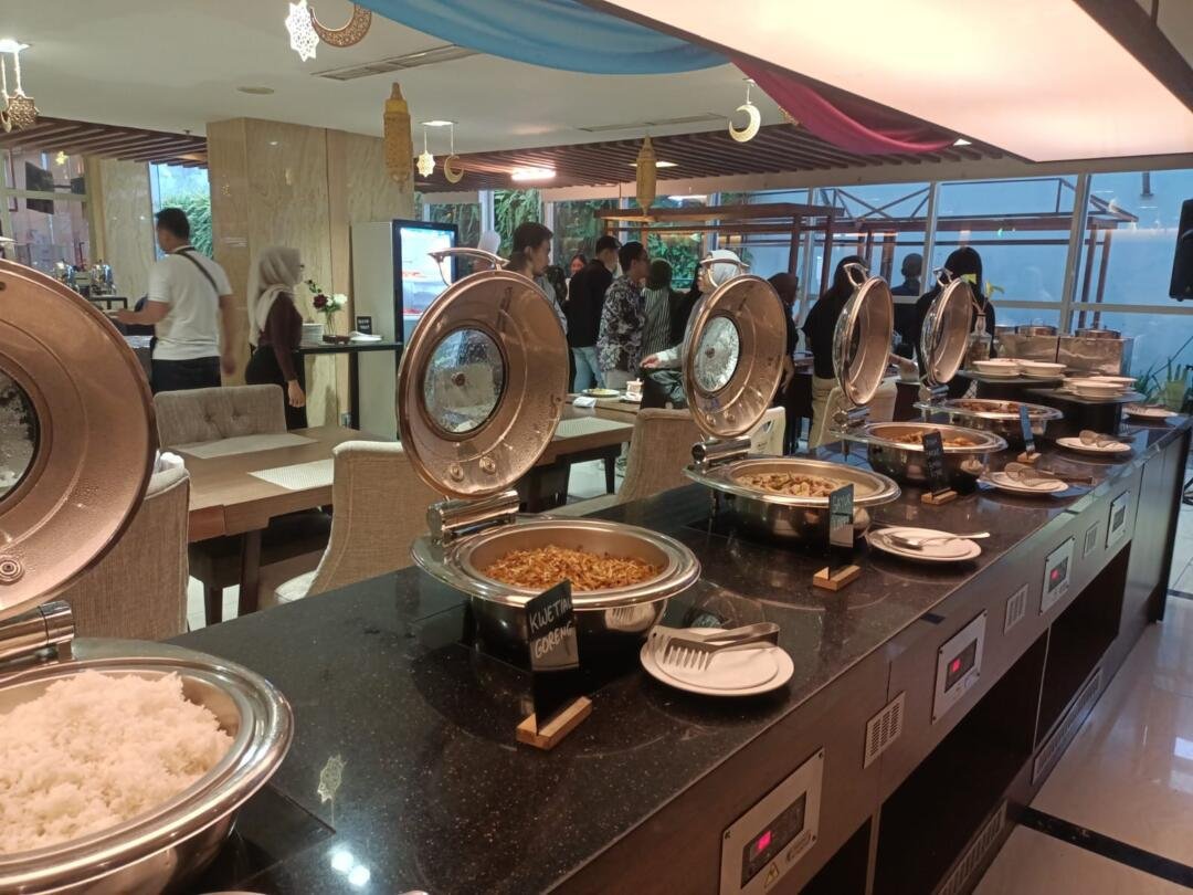 Berbagai menu yang disajikan di Satoria Hotel Yogyakarta untuk Program Iftar Ramadan 2026 (Yusuf)