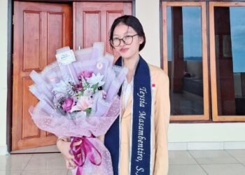 Sosok Teysia Anastazia Masambentiro Mahasiswi STBM Dua Sudara Bitung, Konsisten Raih Prestasi Hingga Publikasikan Berbagai Artikel Ilmiah! 46 IMG 20260320 WA0020