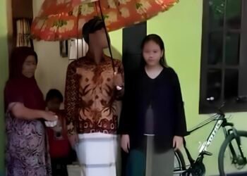 upacara adat Jawa kanggo mranata slametan nalika umur kandhutan (ngandhut) sepisanan ngancik pitu sasi
