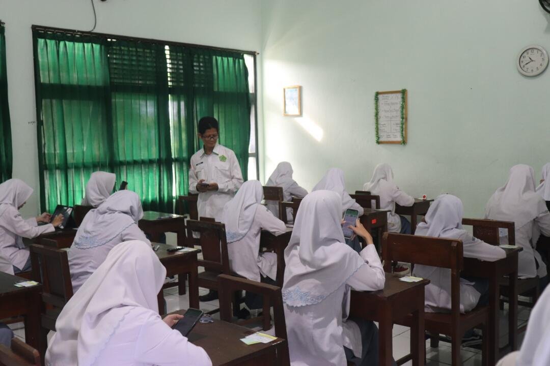 MAN 1 Yogyakarta Mulai Ujian Madrasah, Murid Diminta Junjung Tinggi Kejujuran 47 IMG 7902
