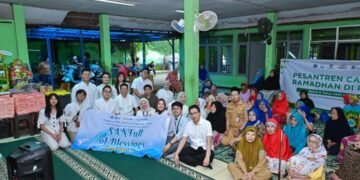 PT Surya Artha Nusantara Finance (SANF) Adakan Kegiatan Ramadan bersama Lansia di Sasana Tresna Werdha Budi Mulia 3 Centex