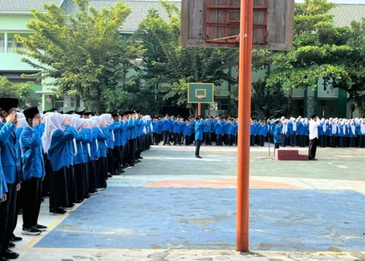 MTsN 4 Bantul Bentuk Karakter Siswa, Melalui Upacara Bendera 46 WhatsApp Image 2026 01 27 at 02.21.36 1 1170x650 1