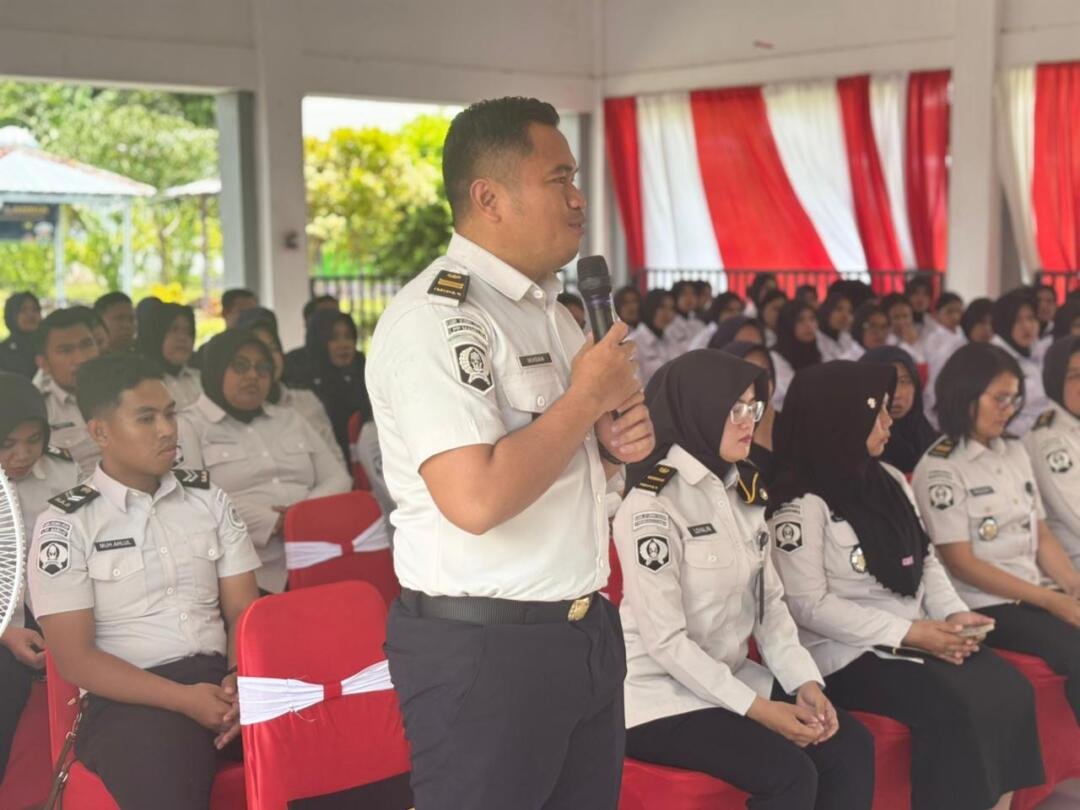 Percepat Hak Integrasi dan Perkuat Keamanan, Kakanwil Ditjenpas Sulbar Tegaskan Komitmen Reformasi di LPP Mamuju 48 WhatsApp Image 2026 03 03 at 11.49.04 AM