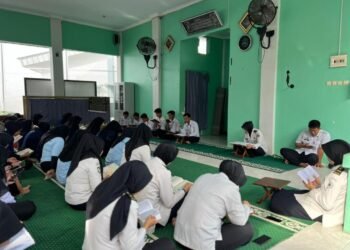 LPP Bengkulu Gelar Tadarus Bersama Dalam Program One Day One Juz Hari Ke-14 50 WhatsApp Image 2026 03 04 at 10.37.16