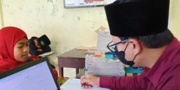 Syakira Fadhillatussiam (Siswi Kelas 3 MIS AR-RAUDHOTUN NUR)