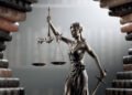 Patung Themis Sistem Hukum Keadilan (Sumber: Istockphoto)