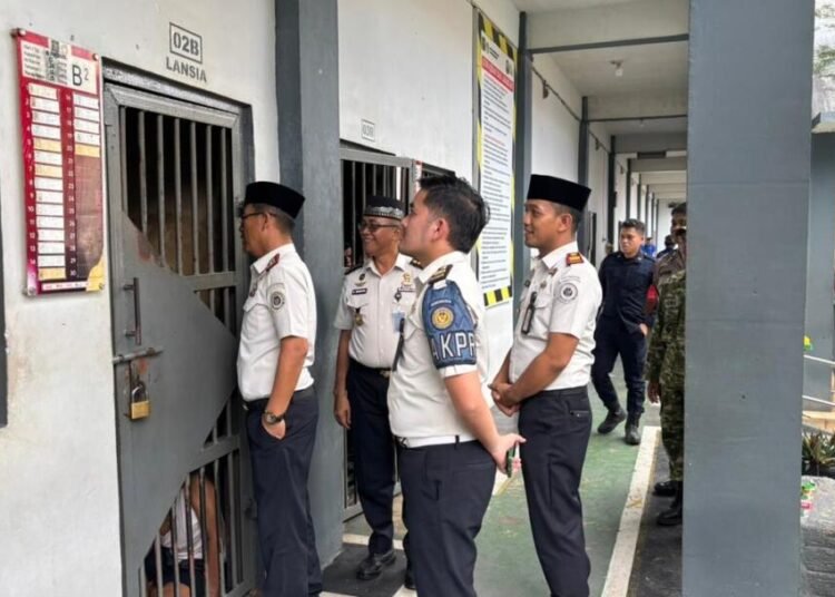 Pastikan Layanan Idulfitri yang Prima, Kakanwil DITJENPAS Bengkulu Tinjau Rutan Bengkulu 46 WhatsApp Image 2026 03 21 at 16.39.16