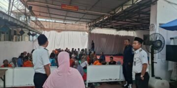 Pelayanan Prima, Kunjungan Hari Kedua di Lapas Mojokerto Berjalan Kondusif 28 WhatsApp Image 2026 03 22 at 18.22.08